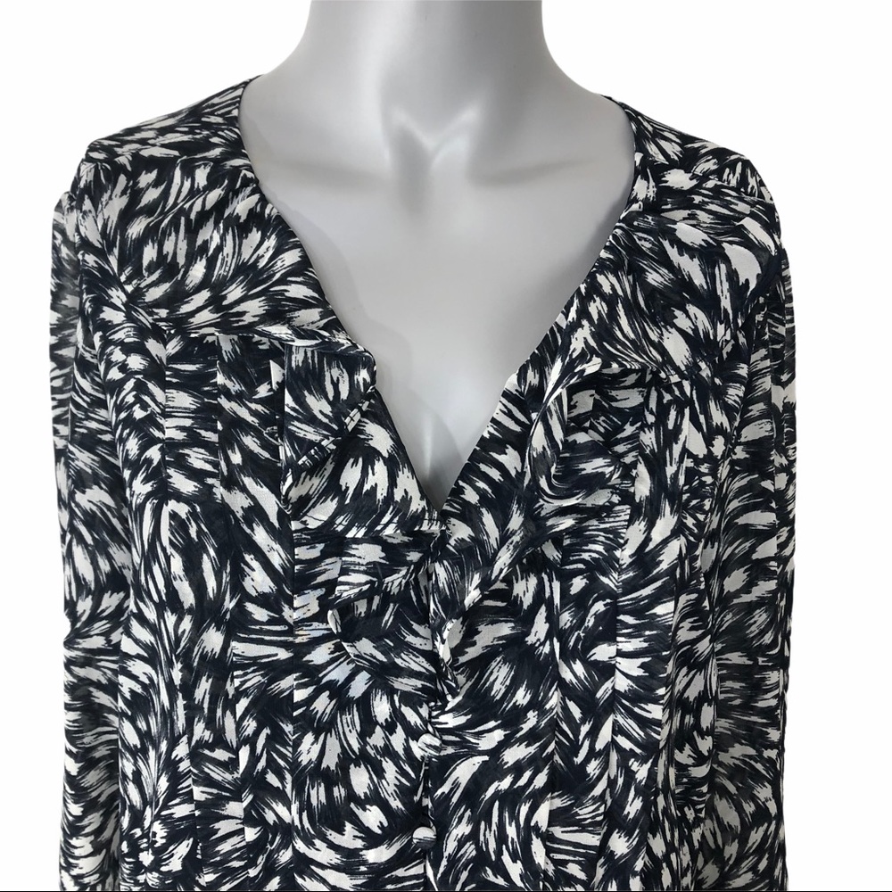 H & M women’s dress black & bone print size 12